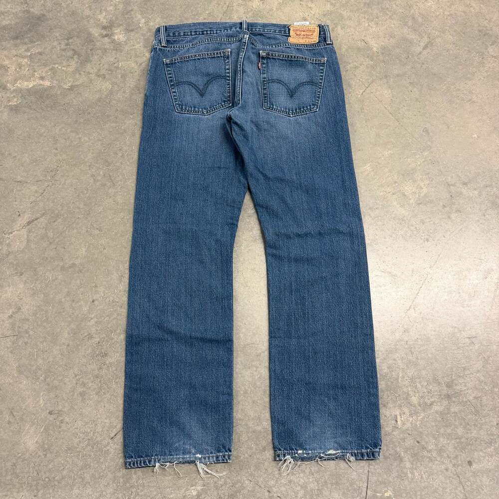 Vintage 2000’s Levi’s 514 Denim Jeans